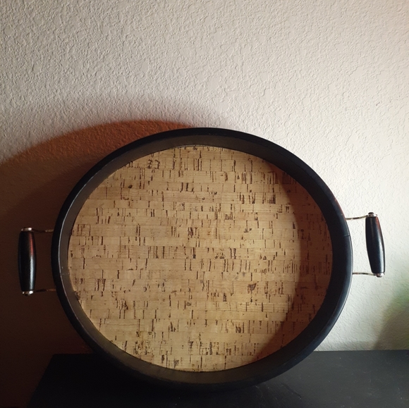 GORGEOUS Kraftware Leather Strapped 14"x16" Oval Tray. - Picture 1 of 5